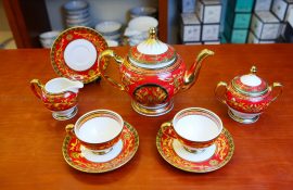 bộ ấm trà thuộc gốm sứ Minh Long