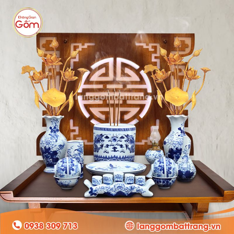 Mẫu bàn thờ treo tường chung cư số 03