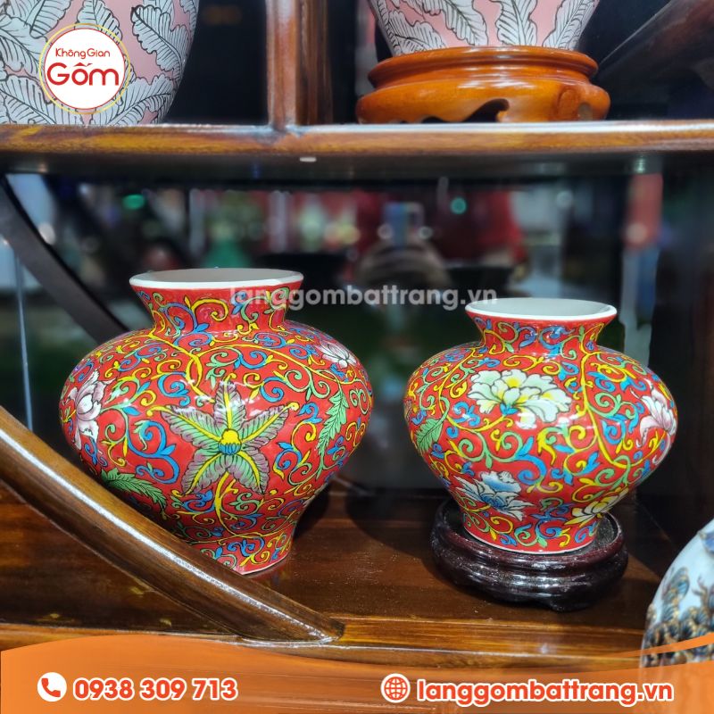 Lo hoa gốm sứ Bát Tràng màu sắc nổi bật