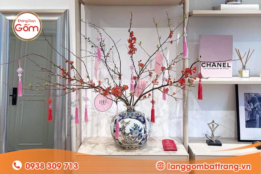 Chọn bình hoa theo phong cách nhà ở