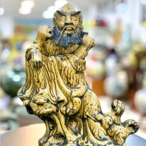 cửa hàng bán tượng la hán tại Bình Thạnh